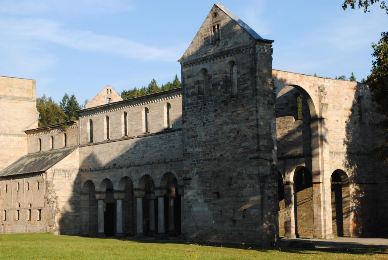 Fewo An Der Klosterruine Paulinzella Mit Kostenfreien Parkplatz Und Wlan Exterior photo